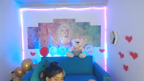 Snapshot of violetta_m_ chatting on 02.24.25 Violeta online show from 02.24.25