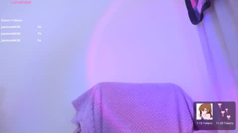 Snapshot of violettbones chatting on 12.23.24 Violett online show from 12.23.24