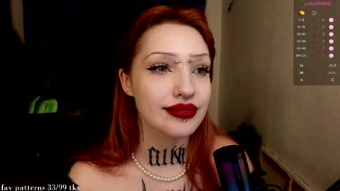 Snapshot of violetvio1ator chatting on 12.25.24 Dommy mommy online show from 12.25.24