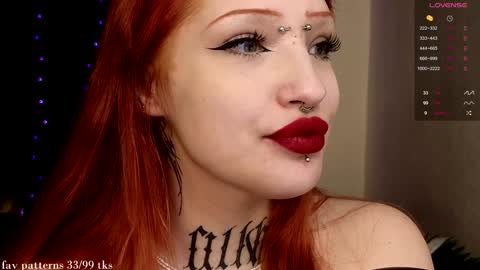 Snapshot of violetvio1ator chatting on 12.26.24 Dommy mommy online show from 12.26.24
