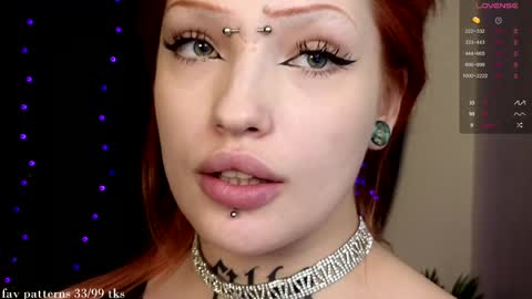 Snapshot of violetvio1ator chatting on 12.29.24 Dommy mommy online show from 12.29.24