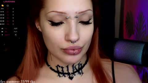 Snapshot of violetvio1ator chatting on 01.23.25 Dommy mommy online show from 01.23.25
