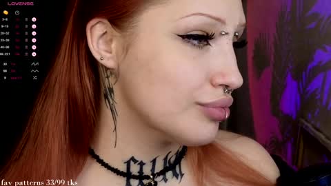 Snapshot of violetvio1ator chatting on 01.24.25 Dommy mommy online show from 01.24.25