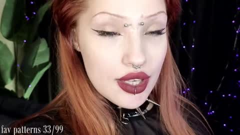 Snapshot of violetvio1ator chatting on 02.08.25 Dommy mommy online show from 02.08.25