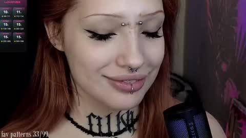 Snapshot of violetvio1ator chatting on 02.10.25 Dommy mommy online show from 02.10.25