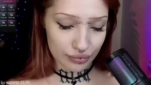 Snapshot of violetvio1ator chatting on 02.22.25 Dommy mommy online show from 02.22.25