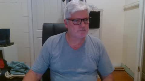 Snapshot of viper654321 chatting on 01.01.25 viper654321 online show from 01.01.25