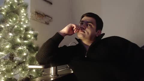 Snapshot of virgil____ chatting on 12.19.24 virgil____ online show from 12.19.24