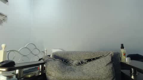 Snapshot of virgil____ chatting on 02.24.25 virgil____ online show from 02.24.25