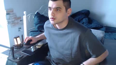 Snapshot of virgil____ chatting on 02.27.25 virgil____ online show from 02.27.25