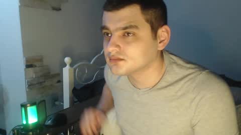 Snapshot of virgil____ chatting on 03.07.25 virgil____ online show from 03.07.25