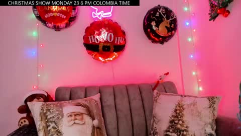 Snapshot of virgiwilk chatting on 12.21.24 Jane  online show from 12.21.24