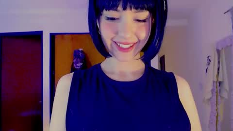 Snapshot of virtualchica chatting on 09.12.25 Minerva online show from 09.12.25