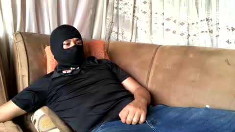 Snapshot of vitora53_ chatting on 11.01.25 badboyxx online show from 11.01.25