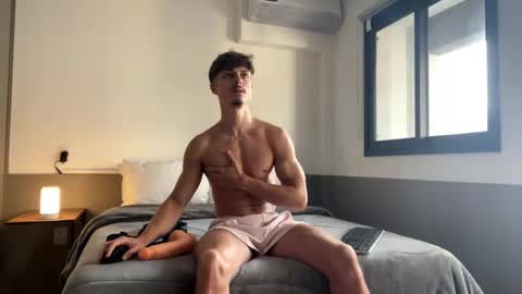 vitoraugustoxxx online show from 10.01.25