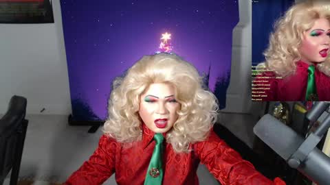Snapshot of vivianfrost chatting on 12.11.24 VivianFrosty online show from 12.11.24