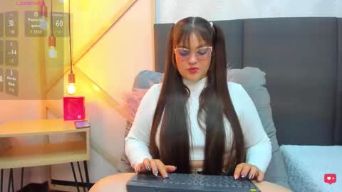 Vivian online show from 11.13.25