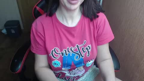 Snapshot of vivo244 chatting on 03.05.25 Eva online show from 03.05.25