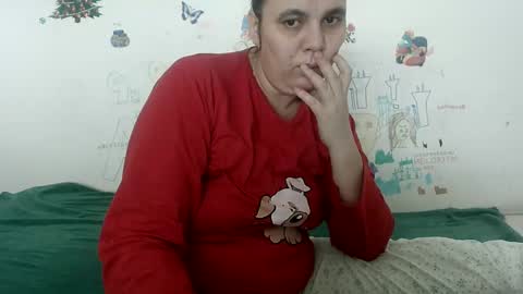 Snapshot of vixenbya chatting on 01.26.25 vixenbya online show from 01.26.25