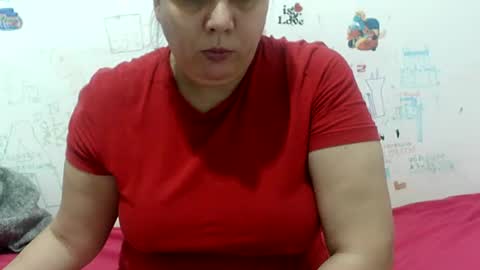 Snapshot of vixenbya chatting on 10.26.25 vixenbya online show from 10.26.25