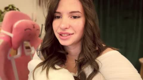 Snapshot of voyliza chatting on 10.26.25 voyliza online show from 10.26.25