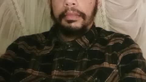 Snapshot of vredesbyrd5 chatting on 01.22.25 VRED online show from 01.22.25