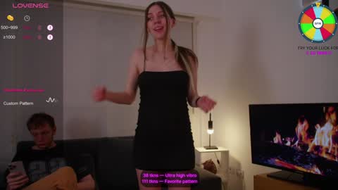 Snapshot of vundersex chatting on 12.27.24 Eva and Franklin online show from 12.27.24