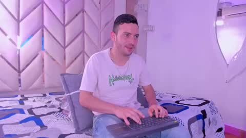 Snapshot of vynny_blacke_ chatting on 09.18.25 Vynny Blacke online show from 09.18.25