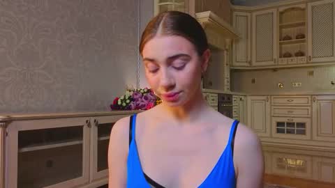 Snapshot of wandabraund chatting on 09.18.25 hello guys im Lilian online show from 09.18.25