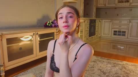 Snapshot of wandabraund chatting on 10.03.25 hello guys im Lilian online show from 10.03.25