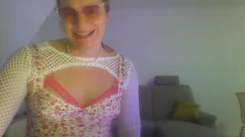 Emilia inst  online show from 12.02.24