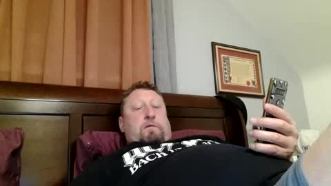 Snapshot of wantstoperform chatting on 01.24.25 wantstoperform online show from 01.24.25