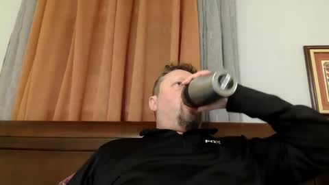 Snapshot of wantstoperform chatting on 01.28.25 wantstoperform online show from 01.28.25