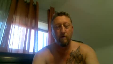 Snapshot of wantstoperform chatting on 10.05.25 wantstoperform online show from 10.05.25