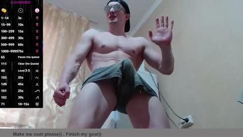 Snapshot of wayne6258 chatting on 03.03.25 SexyMan online show from 03.03.25