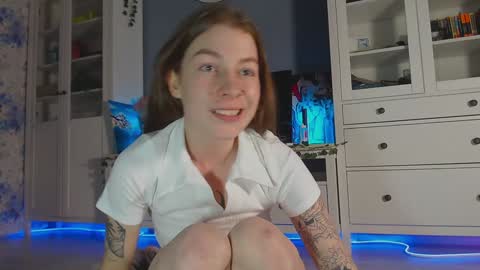 Snapshot of weed_princesss chatting on 12.26.24 moon online show from 12.26.24