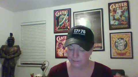 Snapshot of wendycu chatting on 12.31.24 WendyCU online show from 12.31.24
