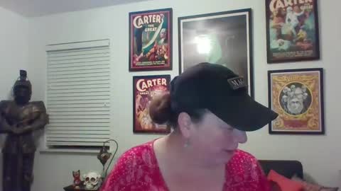 Snapshot of wendycu chatting on 01.29.25 WendyCU online show from 01.29.25