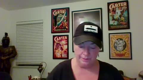 Snapshot of wendycu chatting on 10.01.25 WendyCU online show from 10.01.25