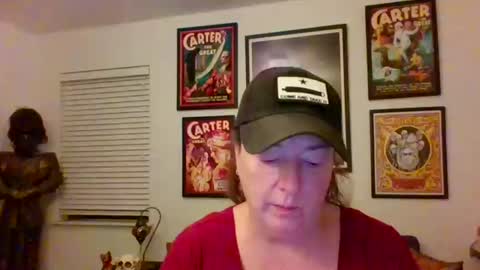 Snapshot of wendycu chatting on 10.13.25 WendyCU online show from 10.13.25