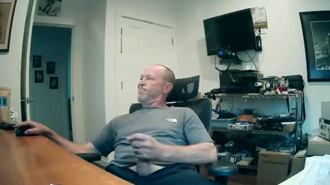 Snapshot of weseeyouwatching chatting on 10.26.25 weseeyouwatching online show from 10.26.25