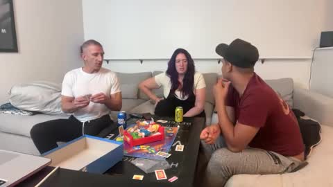 Snapshot of wesmyers chatting on 09.25.25 WesMyers online show from 09.25.25