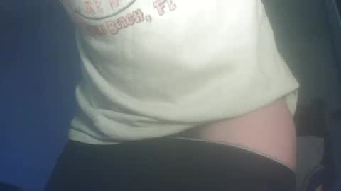 Snapshot of whiteduke81 chatting on 10.29.25 Whiteduke online show from 10.29.25