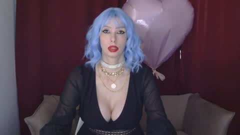 Snapshot of whitequeen888 chatting on 01.25.25 White Queen online show from 01.25.25