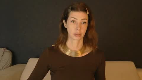 Snapshot of whitequeen888 chatting on 09.19.25 White Queen online show from 09.19.25