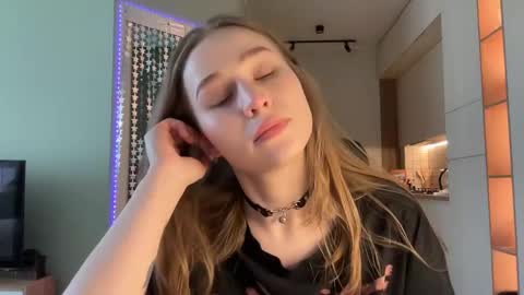 Alisa online show from 01.21.25