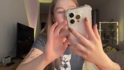 Alisa online show from 11.15.25