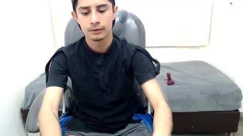 Snapshot of wickedboy_twink chatting on 01.27.25 JAISON online show from 01.27.25