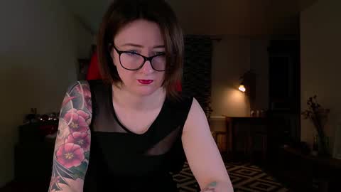 Snapshot of wild_peony chatting on 12.24.24 wild_peony online show from 12.24.24