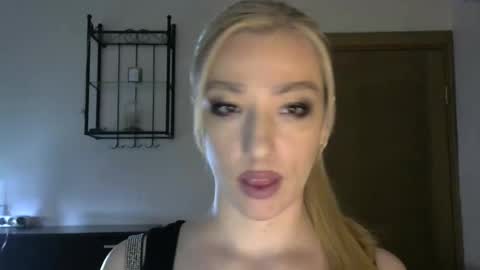 Alina online show from 01.22.25